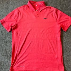 Men's Nike Golf Standard Fit DRI-FIT Polo Tiger Woods Collection